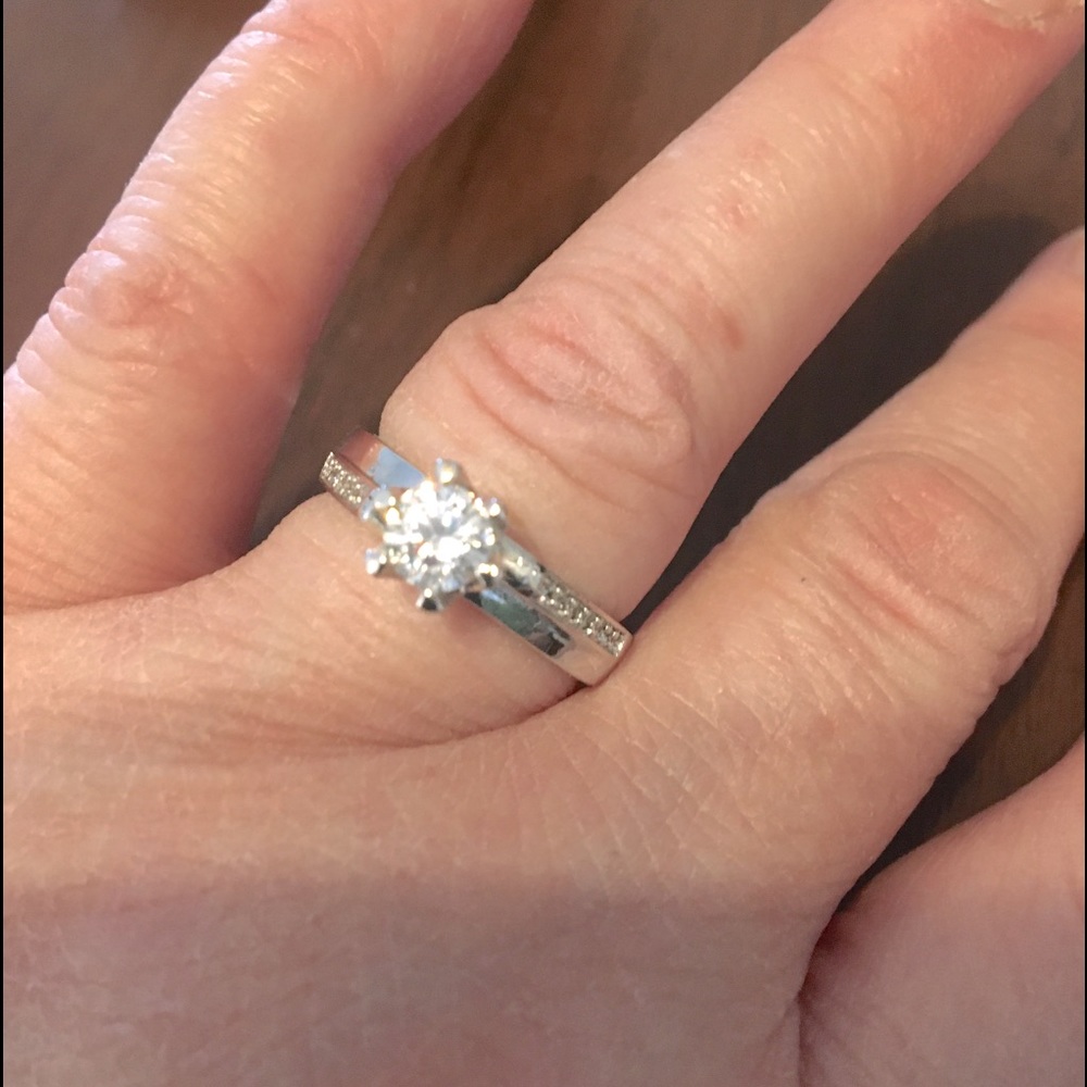 Beautiful triple A CZ Sterling Silver engagement ring.